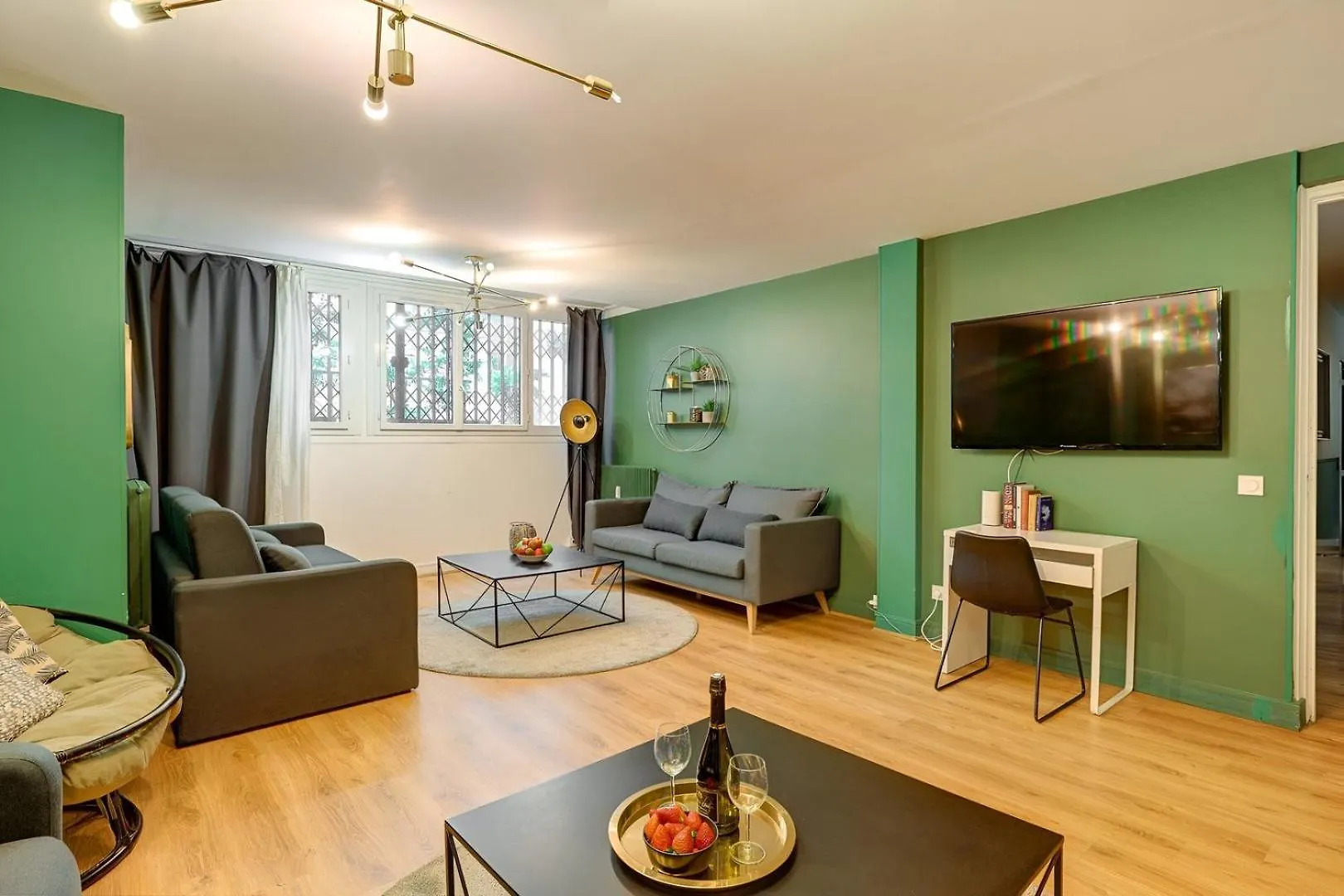 370 Anthony - Superbe A Apartmán *